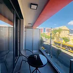 Karzo Lu 207 Free Garage 아파트