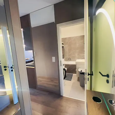 Karzo Lu 207 Free Garage شقة