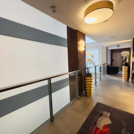 Karzo Lu 207 Free Garage شقة بودابست