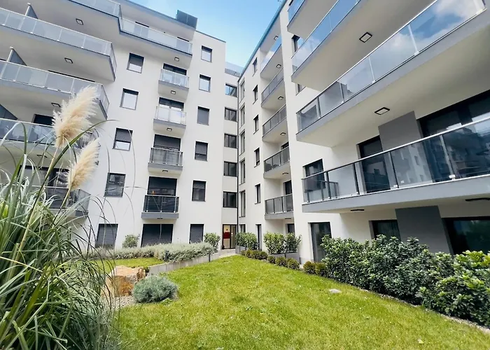 Apartment Karzo Lu 207 Free Garage *
